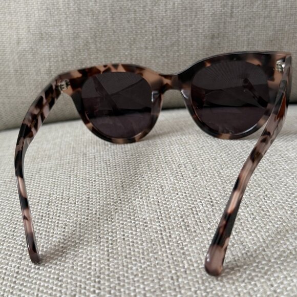 illesteva Sicilia Blush Tortoise Sunglasses EUC